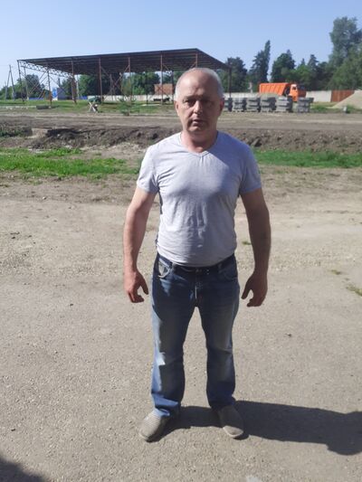  --,   , 52 ,   c 