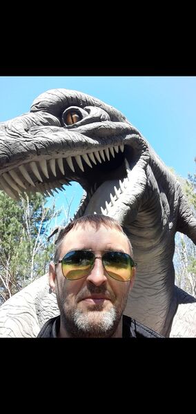  ,   Cergei, 49 ,   ,   