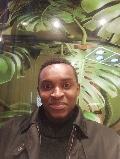 ,   Laye, 37 ,   ,   