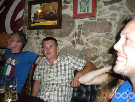  ,   Tomas, 40 ,   ,   , c 