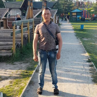  ,   Nurik, 36 ,   ,   