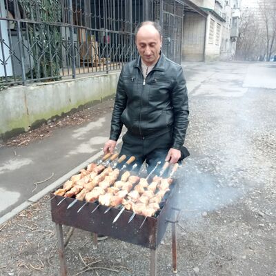  --,   Armenkazaryn, 49 ,   