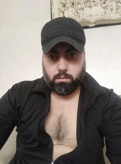  ,   Gevor, 36 ,  