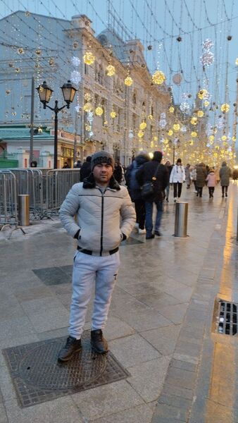  ,   Bahtiyor, 36 ,   ,   , c , 