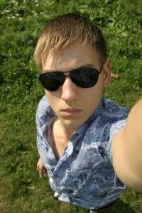  ,   Artem, 33 ,   ,   , c 