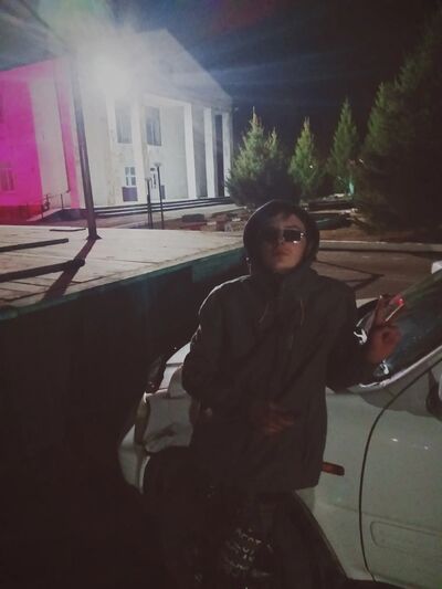  ,   Maksim, 20 ,   ,   , c , 
