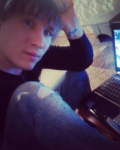  22159534  Andrei, 35 ,    