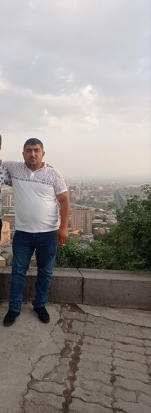  ,   Garik, 37 ,   ,   