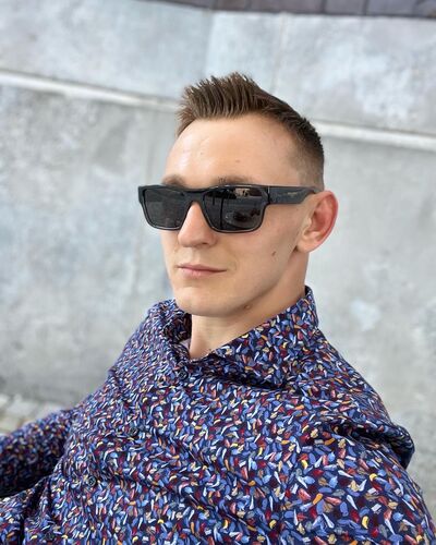  ,   PAVEL, 33 ,   ,   , c , 
