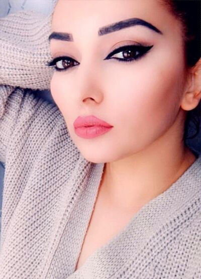  ,   Kris, 28 ,   c 