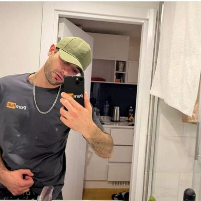  ,   Niko, 31 ,   ,   