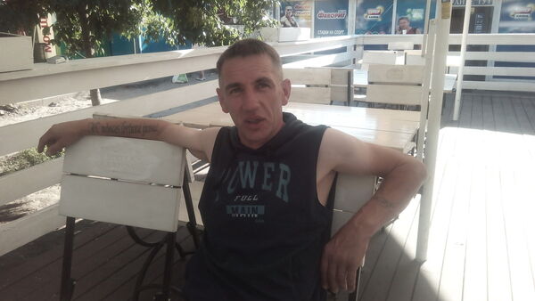  ,   Oleg, 53 ,     , c 