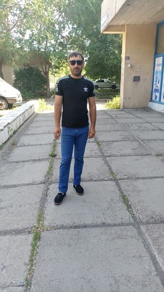  ,   Gevor, 34 ,   ,   