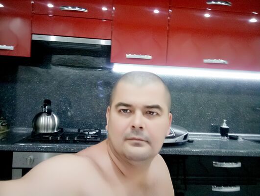  --,   , 42 ,     , c 