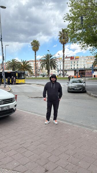  ,   Artur, 39 ,   ,   