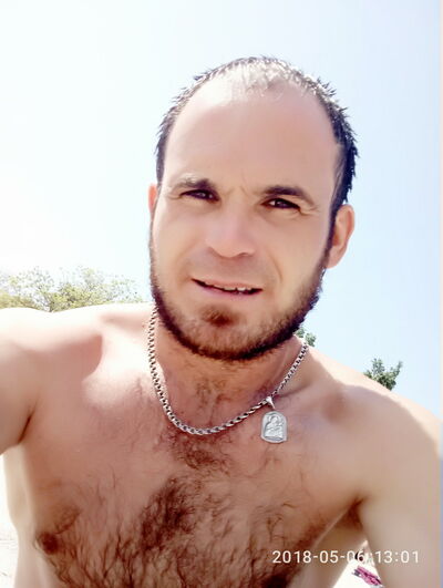  -,   Rusik, 35 ,     , c 