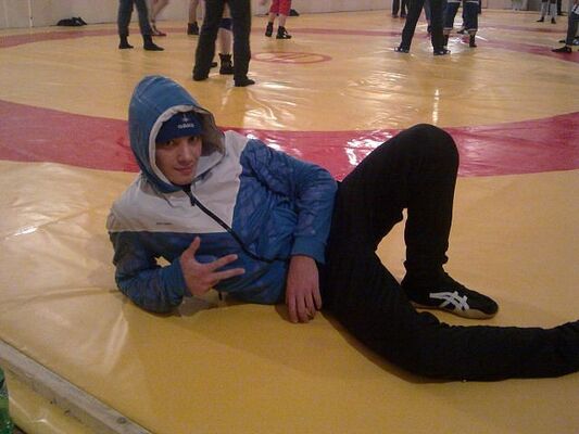  ,   Javlon, 33 ,   ,   , c 