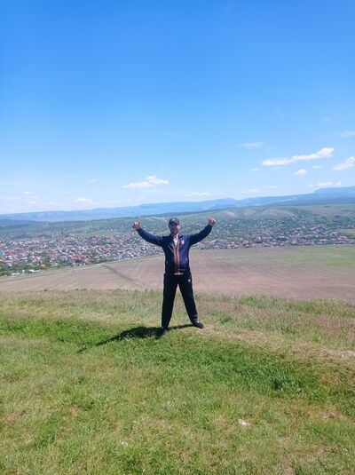  ,   Nurikjon, 31 ,   ,   