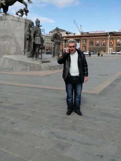  ,   Galust, 58 ,   ,   