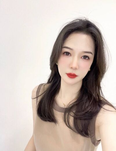  ,   Selina, 36 ,   ,   
