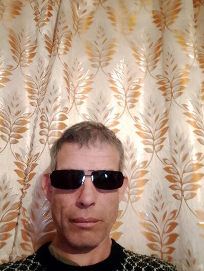  ,   Viktor, 51 ,   ,   