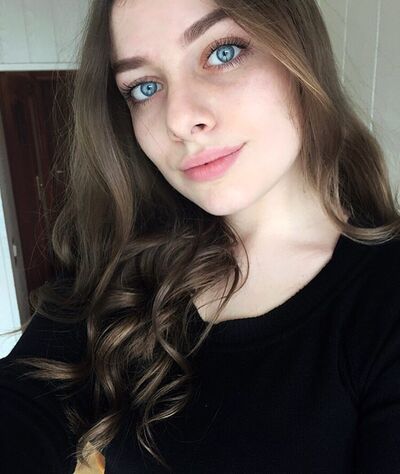  ,   Mailys, 27 ,   ,   , c 