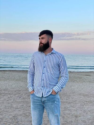  -,   Alex, 30 ,   ,   