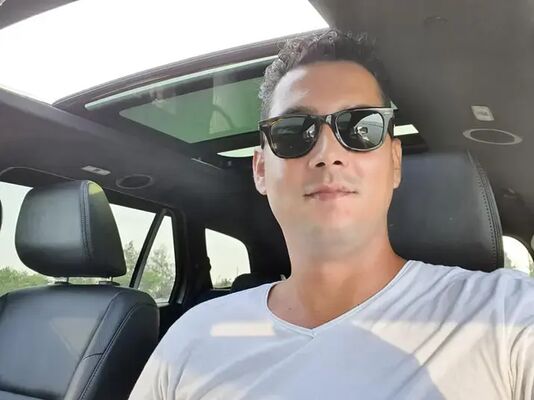  ,   Makc, 34 ,   ,   
