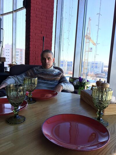 ,   Mert, 48 ,   ,   
