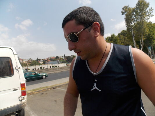  ,   Gio, 39 ,   ,   , c 