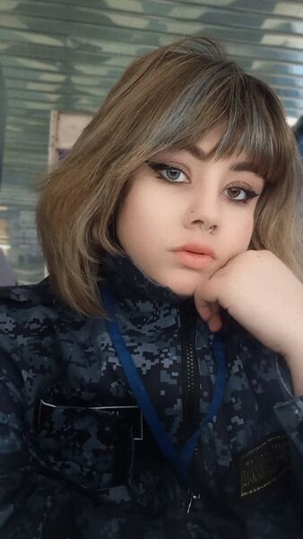 ,   Dana, 21 ,   c 