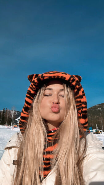  Haarlem,   Tina, 31 ,     , c 