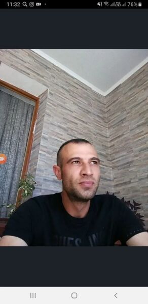  ,   Tigran, 42 ,   ,   