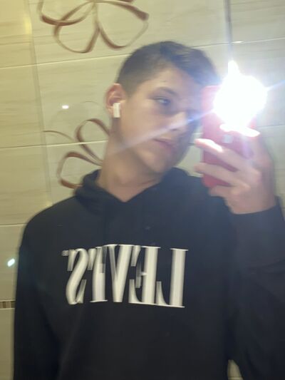  ,   Vova, 21 ,   ,   