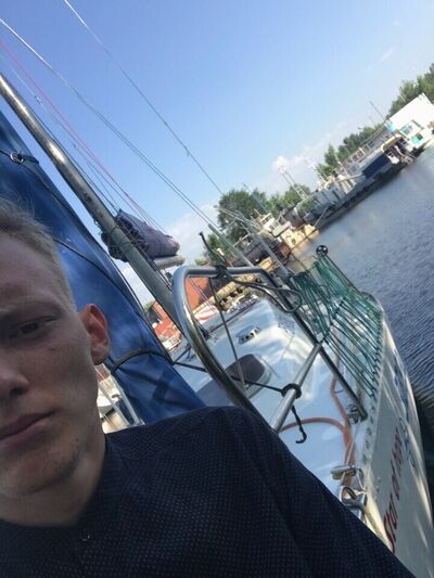  ,   Stephen, 28 ,  