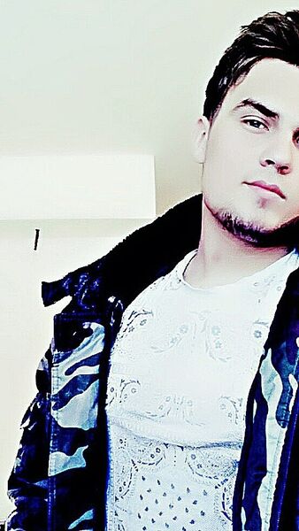  ,   Barss, 28 ,   ,   , c 