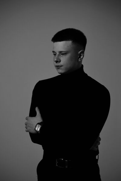  ,   Roman, 19 ,   ,   