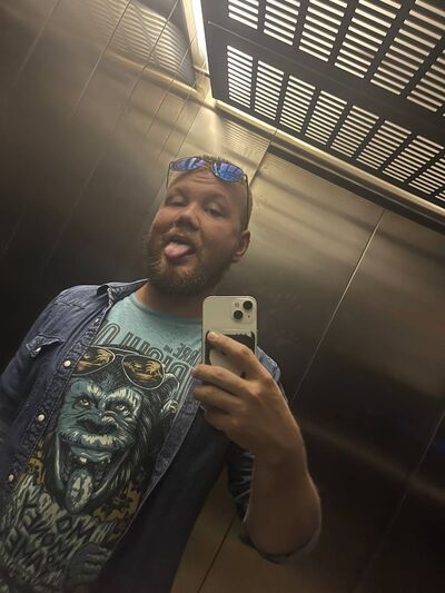  -,   Aleksander, 27 ,   ,   