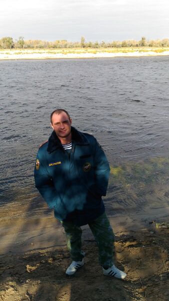  ,   Anton, 39 ,   