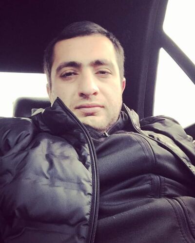  ,   Arman, 30 ,   ,   