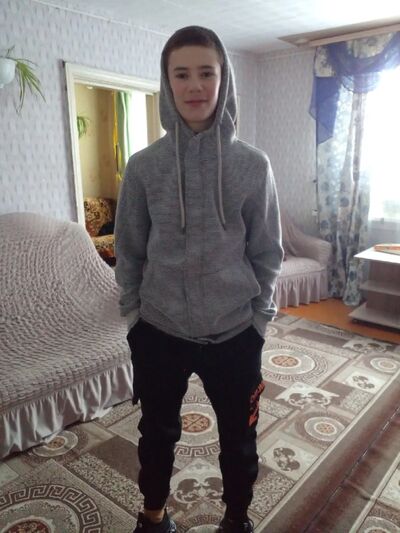  ,   EVGENII, 21 ,   ,   
