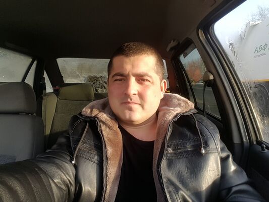  ,   Muzaffar, 32 ,   ,   , c 