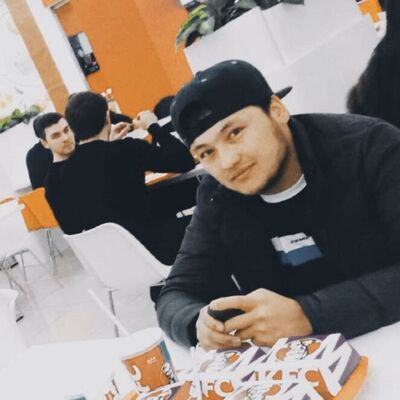  ,   Amir, 32 ,   ,   