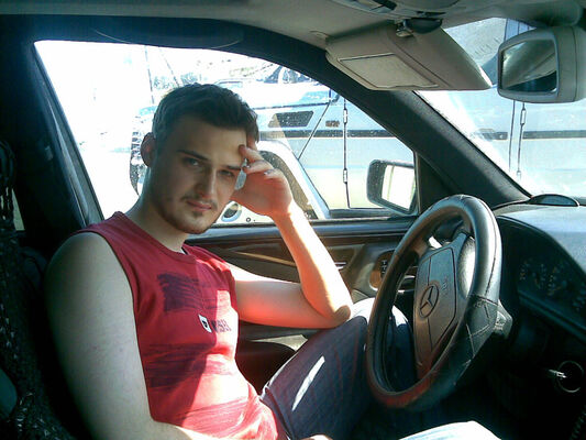  ,   Dima, 35 ,   