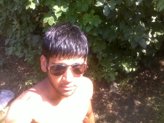  ,   Deniz, 33 ,   