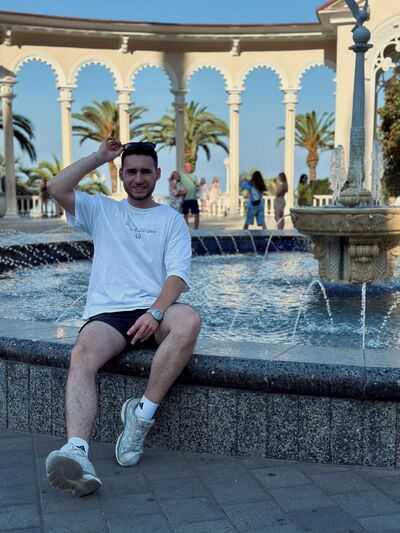  ,   Zachar, 22 ,   ,   