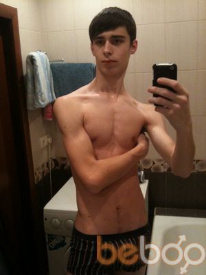  ,   Lion, 32 ,     , c 