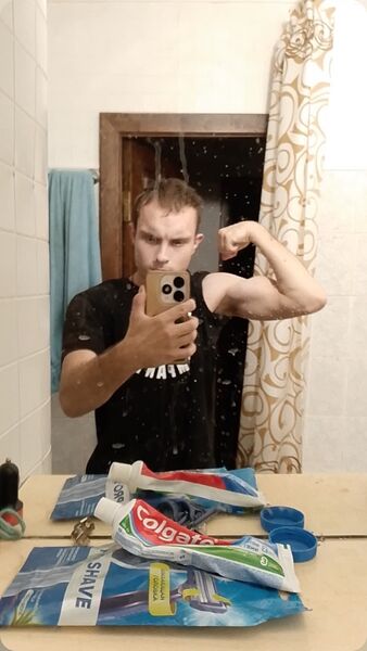  --,   Artem, 20 ,   ,   , c 