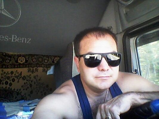  --,   , 42 ,   