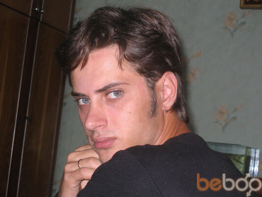   ,   Edyard, 41 ,   